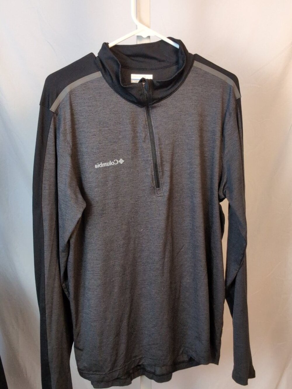 Columbia Quarter-Zip Performance Shirt